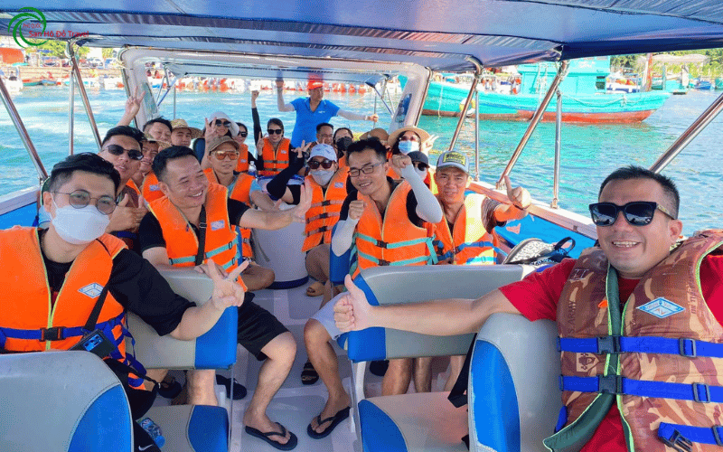 Tour-3-dao-hon-tam-nha-trang-1