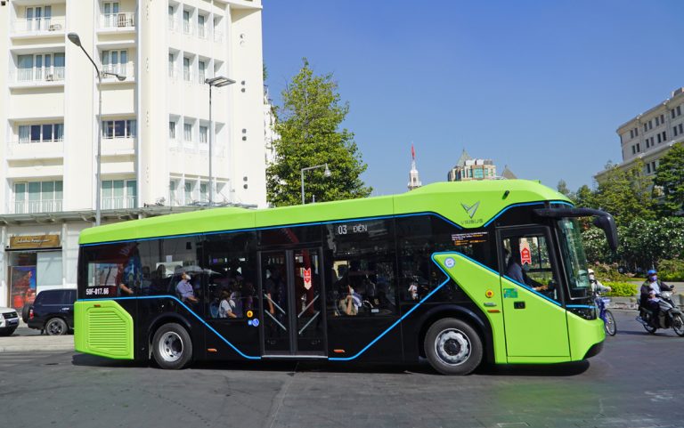 xe-bus-o-phu-quoc