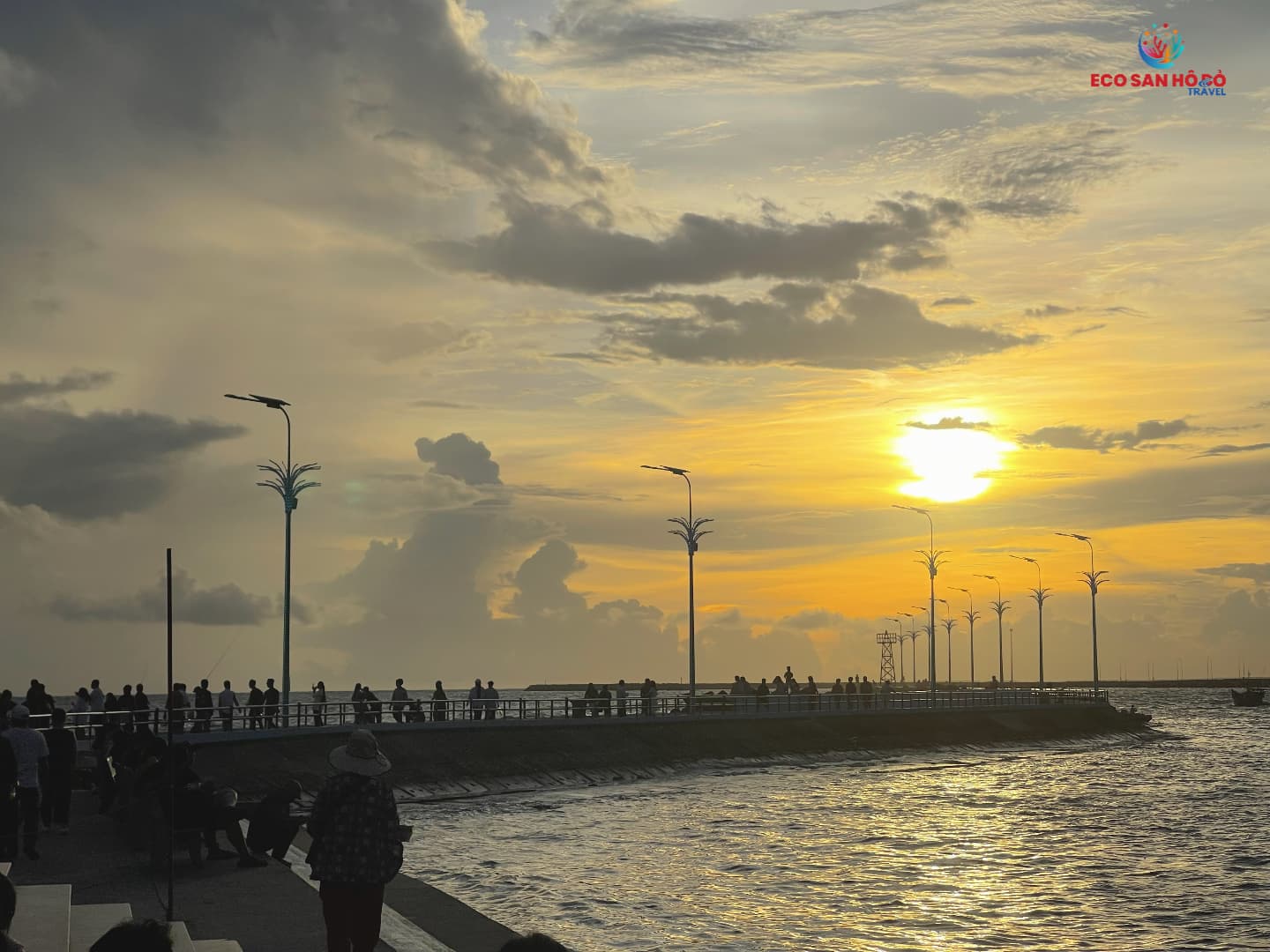 ngam-hoang-hon-dinh-cau-phu-quoc-2