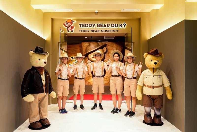 bảo tàng gấu teddy chào đón du khách