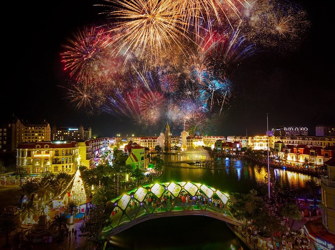 Pháo hoa ở Grand World Phú Quốc
