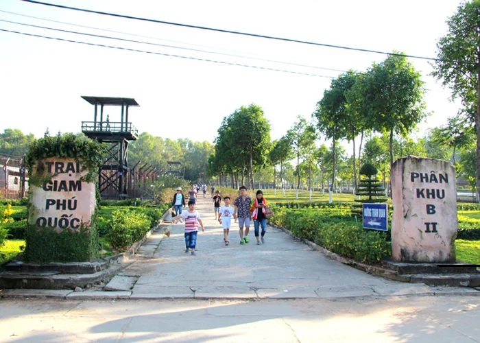 nha-tu-phu-quoc-4