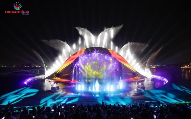 show-kiss-of-the-sea-6