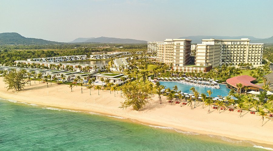 Combo 3N2Đ Movenpick Waverly Resort Phú Quốc