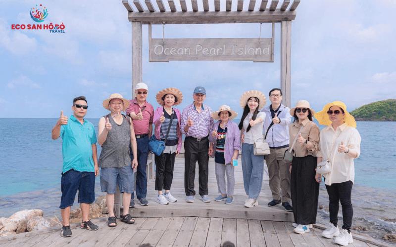 tour-cano-4-dao-phu-quoc-gia-dinh