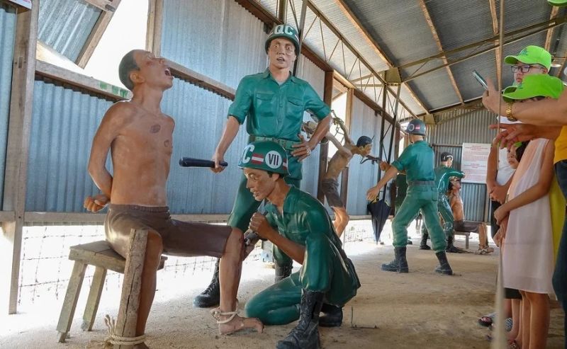 Review Nh&agrave; T&ugrave; Ph&uacute; Quốc - Tham Quan Di T&iacute;ch Lịch Sử Thời Chiến 2026